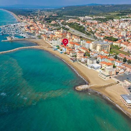 Villa Lilla Sulla Spiaggia Di San Vincenzo Luxury Eksteriør bilde