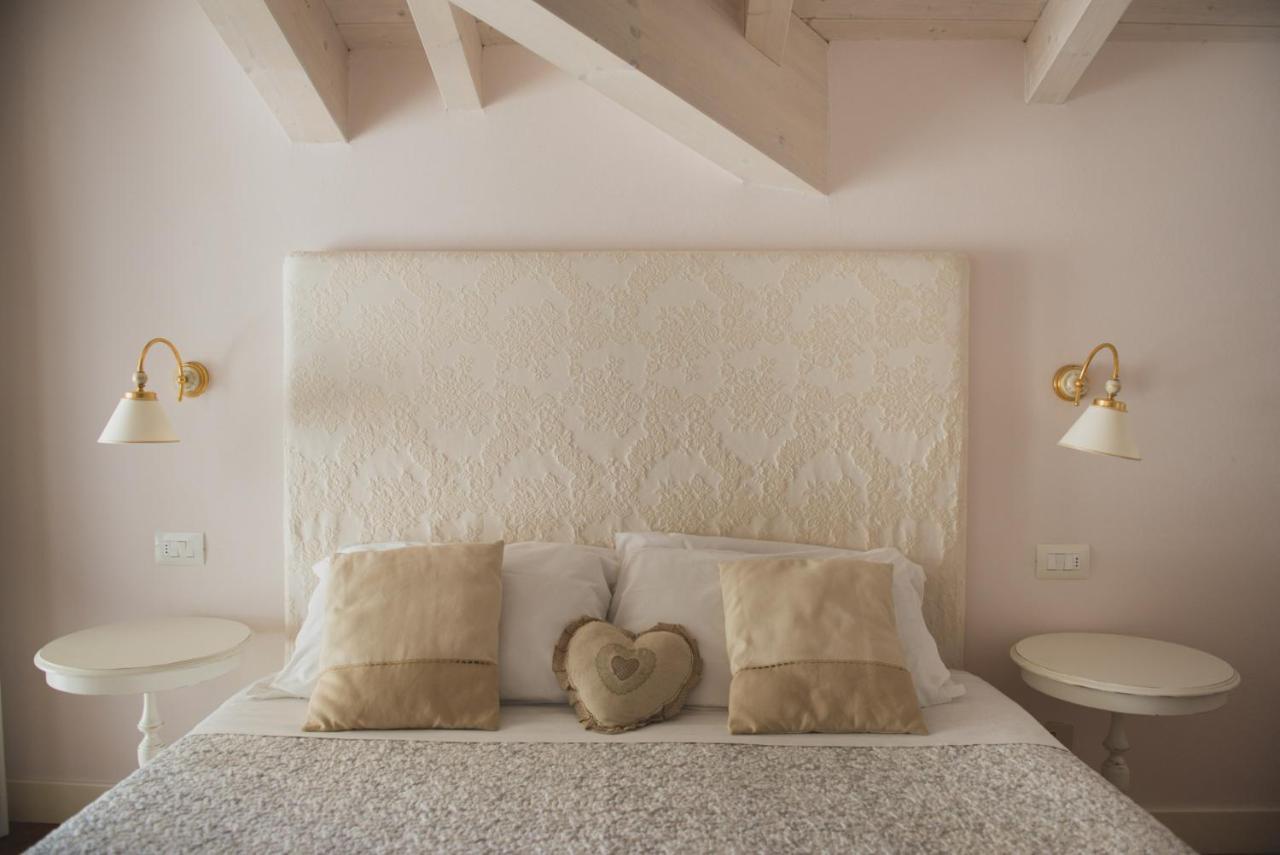 Villa Lilla Sulla Spiaggia Di San Vincenzo Luxury Eksteriør bilde